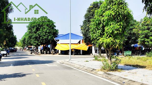 BÁN LÔ ĐẤT CHỢ HÀNG RƯỢU - ĐỐI DIỆN DÃY KIỐT, VỊ TRÍ ĐẸP KINH DOANH TỐT - 3