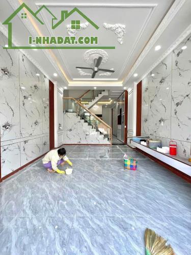 Bán Nhà 2 lầu sổ Hồng Riêng ngay gần ngã tư Vũng Tàu , phường Long Bình Tân Biên Hoà - 1