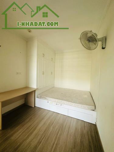 Chính chủ bán căn hộ 2PN 62m tòa S4, full nội thất, sẵn sổ, giá nhỉnh 4 tỷ - 2