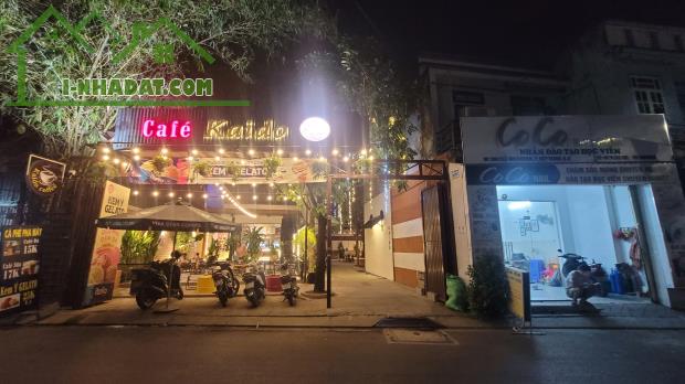 BÁN NHÀ MẶT TIỀN NHỰA 12M LÊ VĂN KHƯƠNG 17X30M, 426M2 GIÁ 20.9T