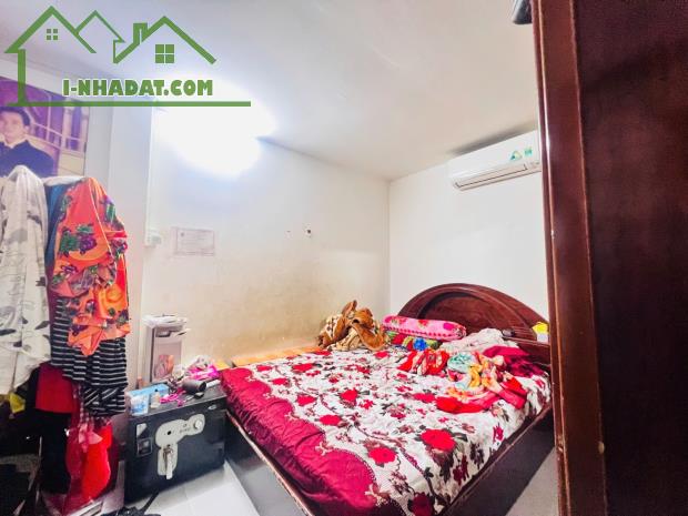Nhà đẹp Khuông Việt - Tân Phú, 66m, 2 tầng, hẻm xe hơi, sổ hồng vuông, nhỉnh 5 tỷ, bao giá