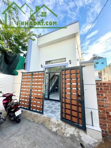 Chi 2,75 tỷ sở hữu nhà gác lửng 80m2 gần Công An P.Bửu Long, đường ô tô 7 chỗ chạy vi vu