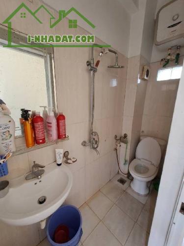 BÁN NHÀ DÂN XÂY - MẶT TIỀN RỘNG - Ô TÔ TRÁNH - CÁCH MIPEC 300M - 1
