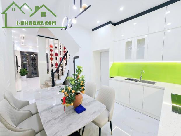 KIM GIANG 44M HƠN 10TỶ- ÔTÔ - KINH DOANH - 15M  XE TẢI TRÁNH - FULL NỘI THẤT CAO CẤP - 1
