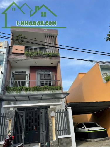 Bán nhà 3 Tầng Nguyễn Minh Không, Liên Ciểu, dt 90m2, ngang 5m. vị trí sau bến xe