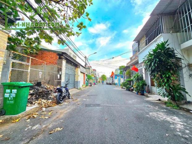 Bán đất MT hẻm xe tải đường 182, P. Tăng Nhơn Phú A, dt 80m2 giá 5,2 tỷ - 1