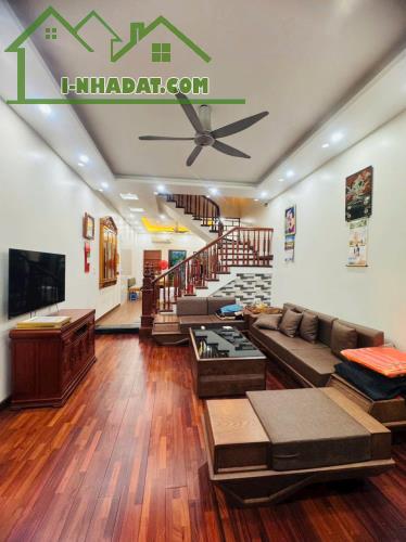 Bán nhà 3 tầng lô góc 90m2-7,99 tỷ tuyến 2 Trung Lực, Đằng Lâm, Hải An, Hải Phòng