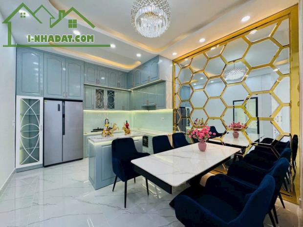 Biệt thự mini, Phạm Hữu Lầu, 8x14m, 3 tầng, 8.9 tỷ, đầy đủ nội thất - 2