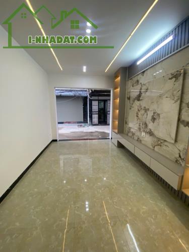 BÁN NHÀ KHUYẾN LƯƠNG – HOÀNG MAI Ô tô đỗ cửa – Thang máy – Gần Gamuda 	•	DT: 44m² 	•	Giá: