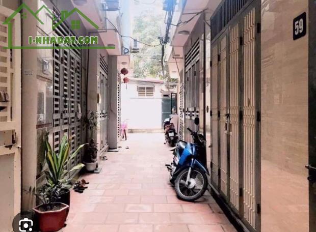 NHÀ PHỐ LỚN VƯƠNG THỪA VŨ - Chỉ 8,5 tỷ - ba bước chân ra đường ô tô.