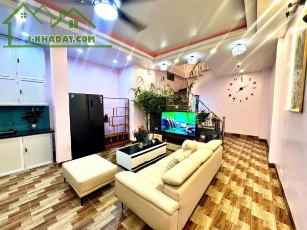 Bán rẻ như cho nhà Khương Đình Thanh Xuân ngõ to gần phố dân xây kiên cố 4T 48m2 MT 5,3m - 1