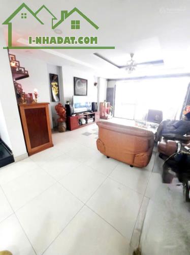 Nhà bán khu dân cư Trung Sơn giáp Him Lam Q.7, 100m2  ngang 5m, 4 tầng, 5pn, giá nhỉnh 17