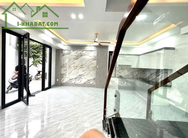 Bán nhà Phố Cấm, Gia Viên, Ngô Quyền, Hải Phòng. 3 tầng, 80m2, 3,15 tỷ. Ngang 6m, d2