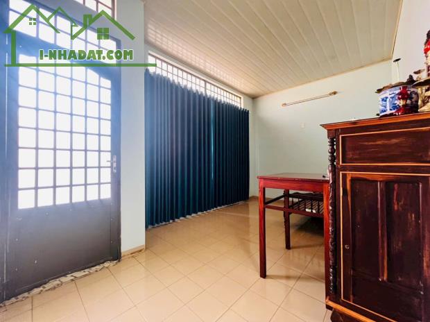 Nhà 1 trệt 1 mê đường Lý Chính Thắng khu Metro (6x20m.TC 100%)- zá 7,3 tỷ