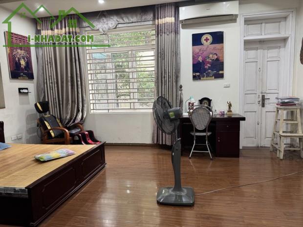 Bán biệt thự liền kề đầu Vinhome Long Biên, 152m2, mặt tiền 8m, giá 37,9 tỷ - 2