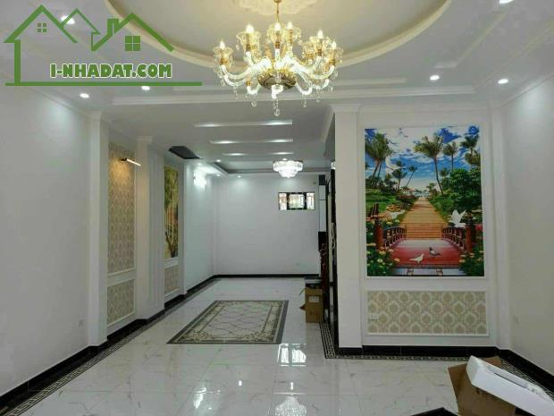 Chị gái cần bán căn Biệt thự Liền kề Tuyệt đẹp tại Long Biên - 19,5 Tỷ . - 2