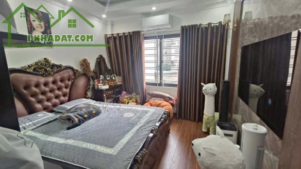 Nhà đẹp Long Biên 5tầng - Lô góc - 3 mặt thoáng - cạnh AEON LB - 2