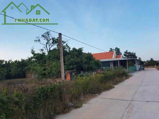 Bán lô đất Bình Sơn - Ninh Thọ - Ninh Hoà dt 897m2 Giá : 3tỷ lh e Trinh - 2