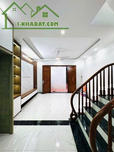 Bán Bán nhà 35m2 x 5 tầng Đàm Quang Trung, Long Biên- Ngay chân cầu Vĩnh Tuy. - 2