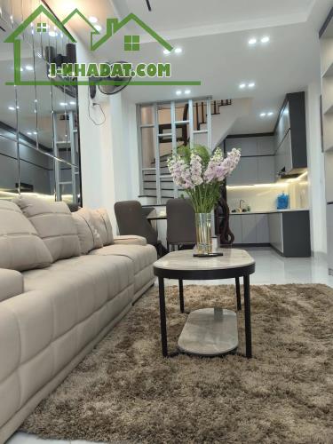 Cho thuê nhà nguyên căn 4 tầng full đồ ngõ Văn Hương, Đống Đa 36m x 4T giá 12 triệu - 3