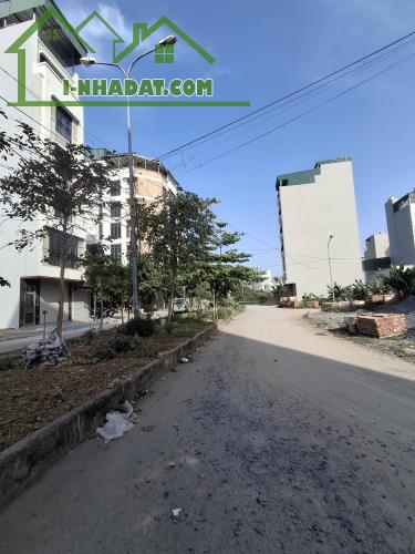BÁN ĐẤT DƯƠNG NỘI, HÀ ĐÔNG ĐƯỜNG PHÂN LÔ, Ô TÔ TRÁNH, VỈA HÈ RỘNG, CẠNH KHU CÔNG VIÊN
