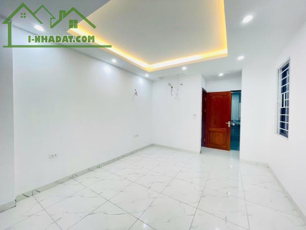 BÁN NHÀ VẠN QUÁN - 35M² - NGÕ THÔNG - Ô TÔ GẦN - NHỈNH 7 TỶ - 2