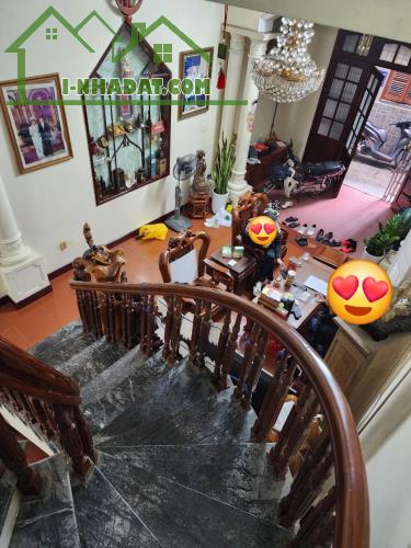 CHỦ CẦN BÁN NHÀ TẠI CẦU GIẤY NGÕ 196 NGUYỄN VĂN HUYÊN, DT 65.3/66 * 4 TẦNG , GIÁ 15 TỶ - 2