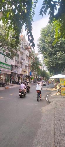 SIÊU PHẨM THƠM PHỨC 5 TẦNG HXH- DT 5,5x22M- NGUYỄN THÁI BÌNH- CHỈ 16 ĐỒNG TL