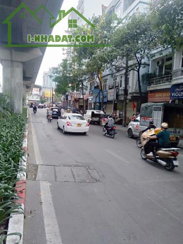 CỰC HIẾM!  Bán nhà Phố Hào Nam, Đống Đa, 30m2, 5T mới cứng, 7.9 tỷ