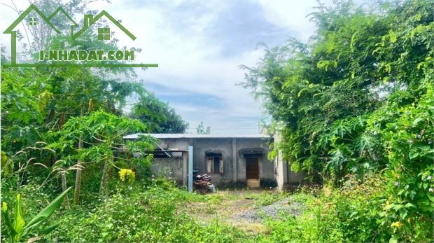 bán đất tặng nhà cấp 4, toàn bộ đất thổ cư ở lâu dài phù hợp đầu tư sinh lời - 1