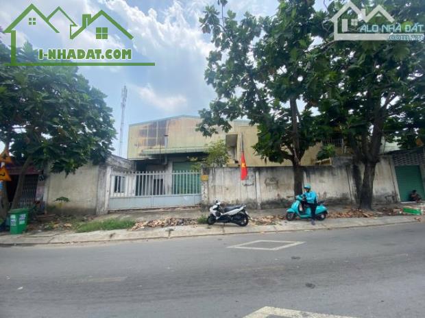 Bán lô đất 2 mặt tiền cực đẹp 1,764m, xã Xuân thới thượng, huyện hóc môn