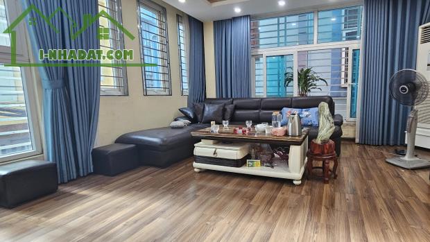 BÁN NHÀ XUÂN ĐỈNH LÔ GÓC 2 MẶT TIỀN – Ô TÔ TRÁNH – TẶNG TOÀN BỘ NỘI THẤT TIỀN TỶ
