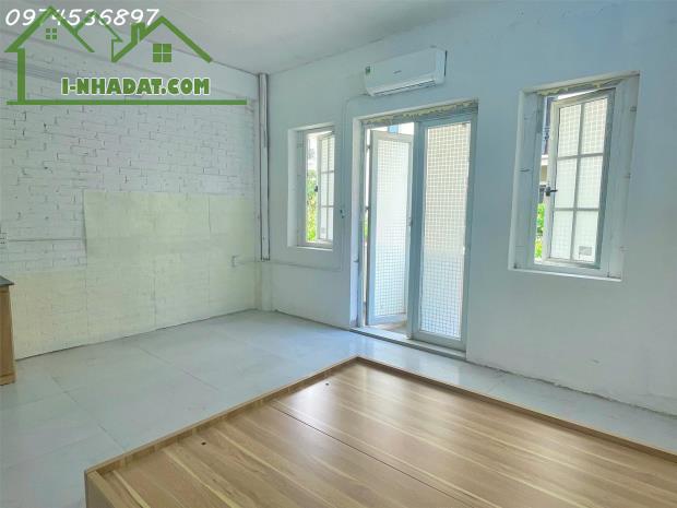 Chính chủ cho thuê phòng trọ mới xây Tầng 2,KĐT Phú Lương ban công to rộng -Khép kín - 2