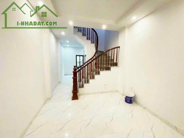 Còn duy nhất 1 căn đẹp số 1 Phụng Châu Chương Mỹ 2.5 tỷ ngay ĐHTDTT 4 tầng.2.5 tỷ.Về ở nga - 3
