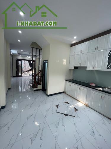 Còn duy nhất 1 căn đẹp số 1 Phụng Châu Chương Mỹ 2.5 tỷ ngay ĐHTDTT 4 tầng.2.5 tỷ.Về ở nga - 2