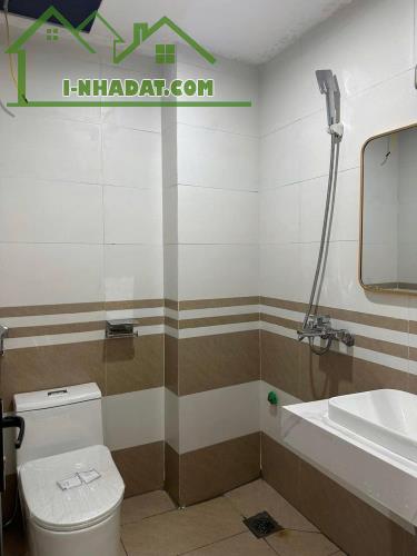 Còn duy nhất 1 căn đẹp số 1 Phụng Châu Chương Mỹ 2.5 tỷ ngay ĐHTDTT 4 tầng.2.5 tỷ.Về ở nga
