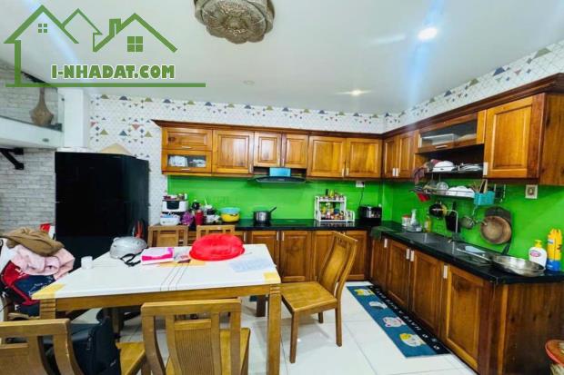 Bán nhà hẻm 4m, Lạc Long quân, Tân Bình, 57.8 m² (3.9m x 14m), 4 tầng - Giá 6.95 tỷ TL - 4