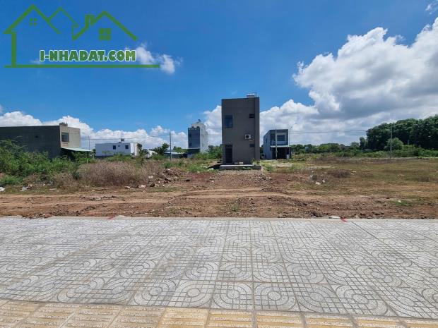 🌟 BÁN GẤP LÔ ĐẤT MẶT TIỀN ĐƯỜNG 26M – HÒA LONG, TP BÀ RỊA 🌟