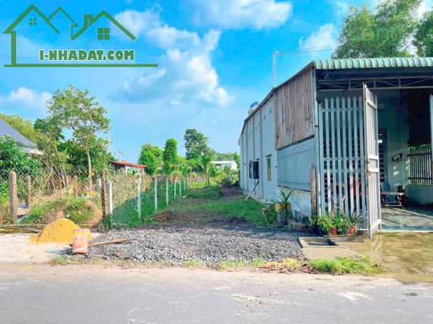 125m2 đất thổ mt đường Láng The, xã Tân Thạnh Đông giá 3,6 tỷ - 2