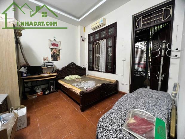 Siêu phẩm cực hiếm - Ô tô đỗ cửa - Ở sướng yên tĩnh giữa lòng Cầu Giấy. - 5
