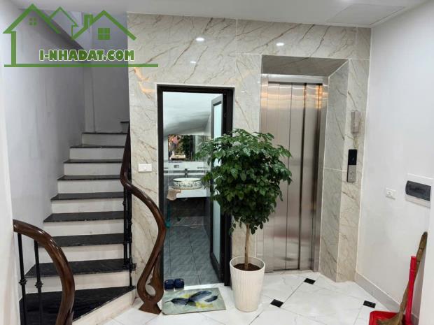 BÁN NHÀ VÕ CHÍ CÔNG CẦU GIẤY, ÔTÔ, DÂN XÂY CHẤT, 5T THANG MÁY, 40M2 GIÁ 11 TỶ 680 - 1