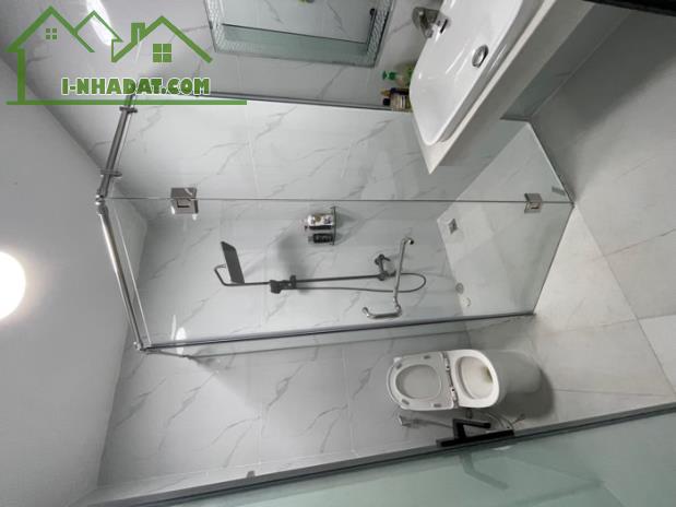 Bán nhà vài bước chân ra Đường Tr.Hưng Đạo- Huỳnh M Đạt. 6tỷ. Nở hậu Sinh Lộc cần Bán Gấp! - 1