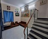 ♥ Nhà Kiệt Hoàng Thúc Trâm, gần Ô tô đậu, 77m2, 2 tầng đúc, Nội thất gỗ Lim, 3..x tỷ