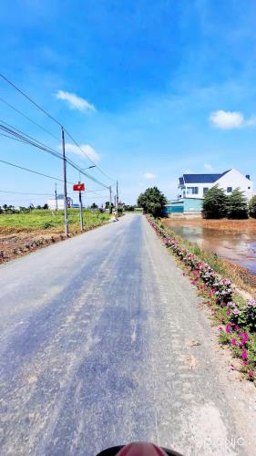 744m2 Thổ + Có nhà cấp 4, đường xe oto 4c, cách 830 chỉ 900m