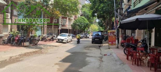 Nhà Đền Lừ mặt chợ, kinh doanh sầm uất 45m2 - 5 tầng nhỉnh 13 tỷ - 3
