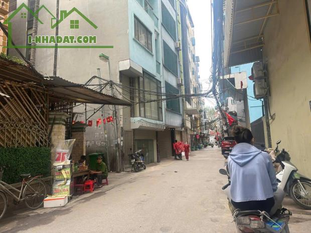 CHÍNH CHỦ CẦN BÁN NHÀ KHƯƠNG ĐÌNH 48/53M2 5 TẦNG MẶT TIỀN 5M NHỈNH 9 TỶ