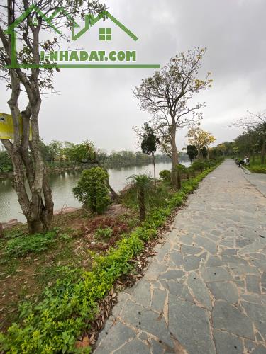 BÁN BIỆT THỰ VIEW HỒ – LÔ GÓC ĐẸP NHẤT DỰ ÁN TỪ SƠN GARDEN – 400M² – GIÁ 19 TỶ - 4
