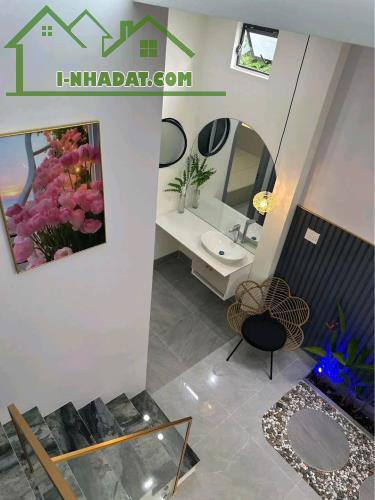 NỢ NGÂN HÀNG CẦN TIỀN NHƯỢNG LẠI CĂN 2 LẦU SHR GIÁP PHƯỜNG BỬU LONG - 2