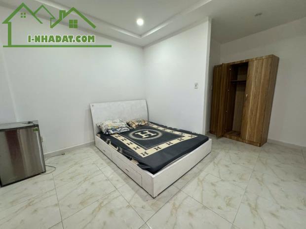 Nhà rộng 5 tầng, gần Chung cư Ruby Nguyễn Sỹ Sách, 5.25 tỷ - 4