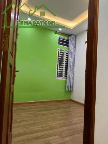 Chính chủ cần bán căn hộ 312 Lạc Long Quân, Quận 11, 70m2, 2PN, 2.835 tỷ, có sổ hồng. - 2